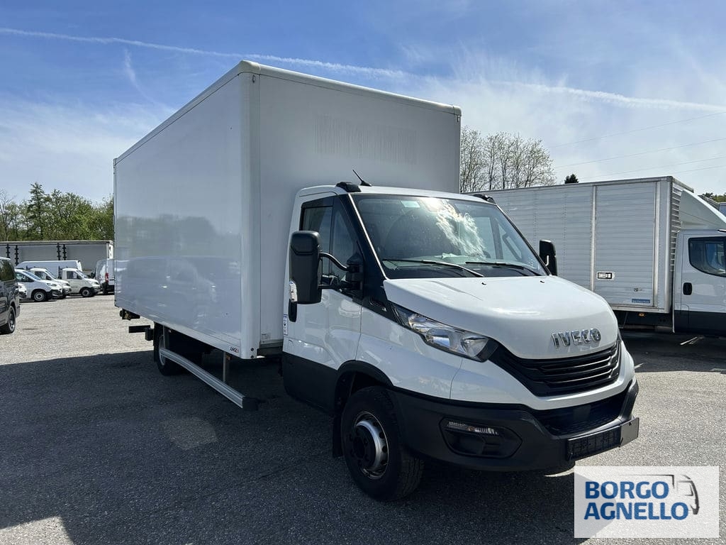 Iveco DAILY 70C18